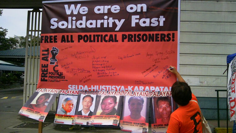In commemoration of martial law: political prisoners conduct symbolic fast, supporters in sympathy picket
