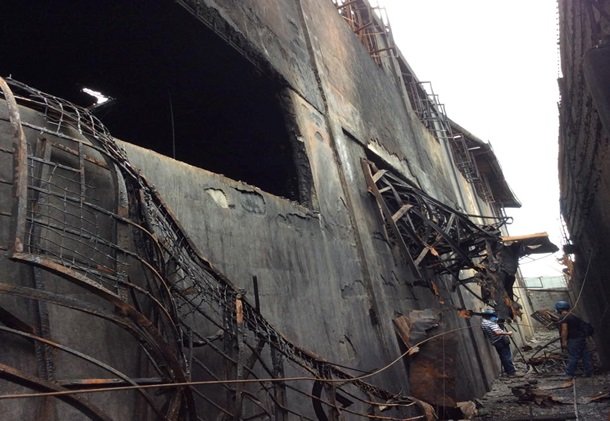 Kentex factory fire. Photo from CTUHR