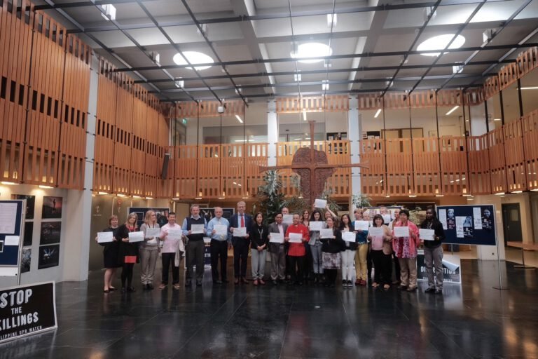 World Church leader calls for minute of silence for human rights victims in Philippines